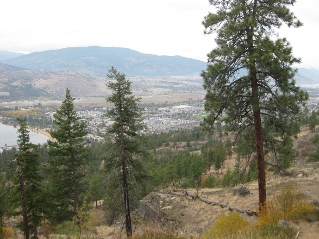 Viewpoint, looking NW towards Penticton, Skaha Bluffs Shady Valley Trail 2014-10.